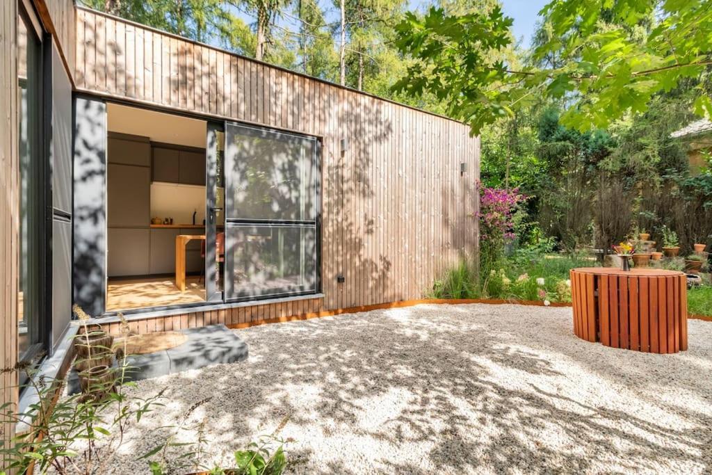 Luxe-Avontuur In Een Romantische Cabin In Het Bos Stekene Luaran gambar